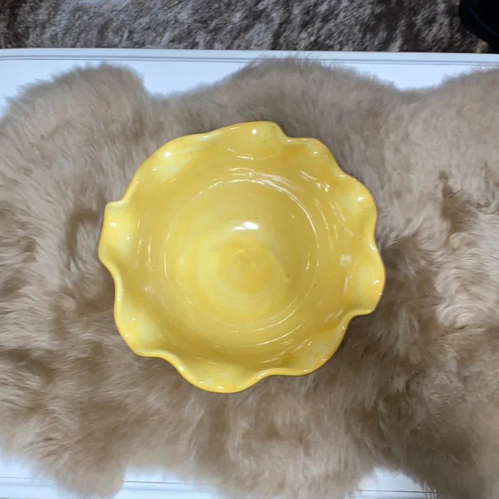 Crate & Barrel Large Yellow Pedestal Bowl Undulating Edge Fruit Decor Excellent